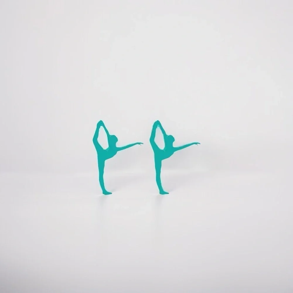 Sparkle Like a Superstar: Dancer Stud Earrings for Every Twirl and Tumble!💃NWT